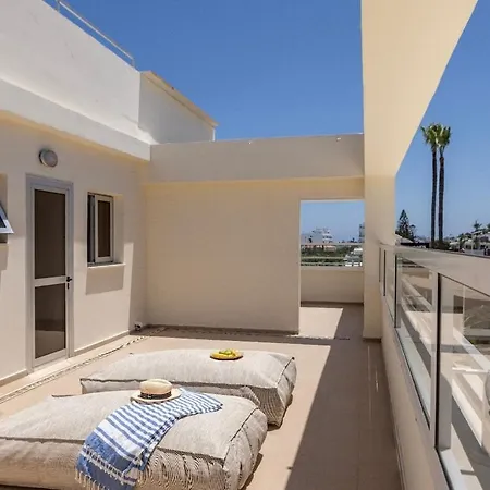 Fig Tree Penthouse 2 * Protarász