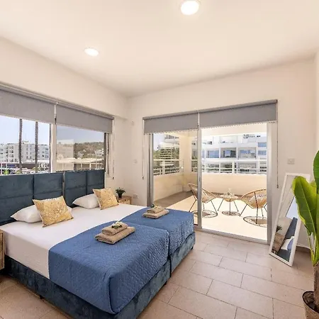 Fig Tree Penthouse 2 *