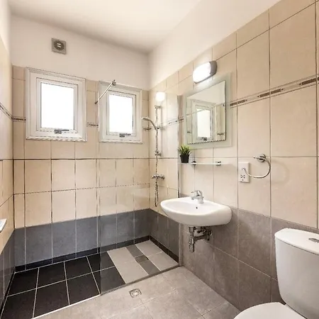 Fig Tree Penthouse 2 Apartman