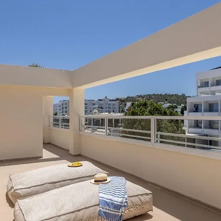 Fig Tree Penthouse 2 Protarász