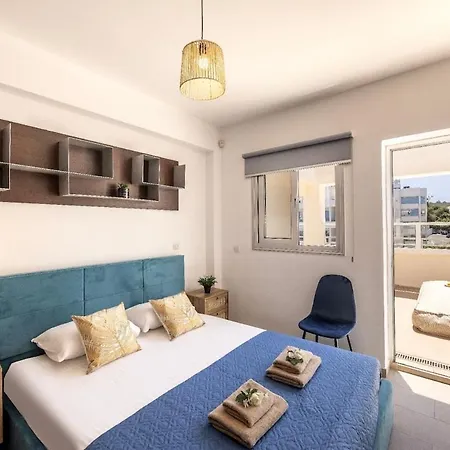 Fig Tree Penthouse 2 *