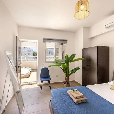 Fig Tree Penthouse 2 * Protarász